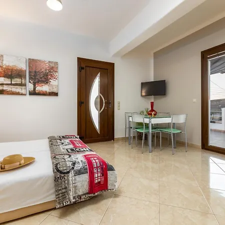 Ideal Traditional Island Home!! Holiday home *
